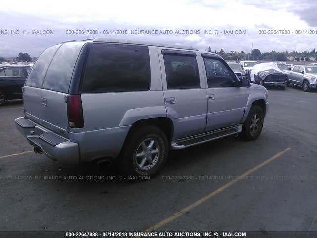 1GKEK63R5YR180326 - 2000 GMC DENALI SILVER photo 4