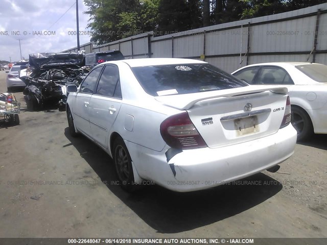 4T1BE32K24U364750 - 2004 TOYOTA CAMRY LE/XLE/SE თეთრი ფოტო 3