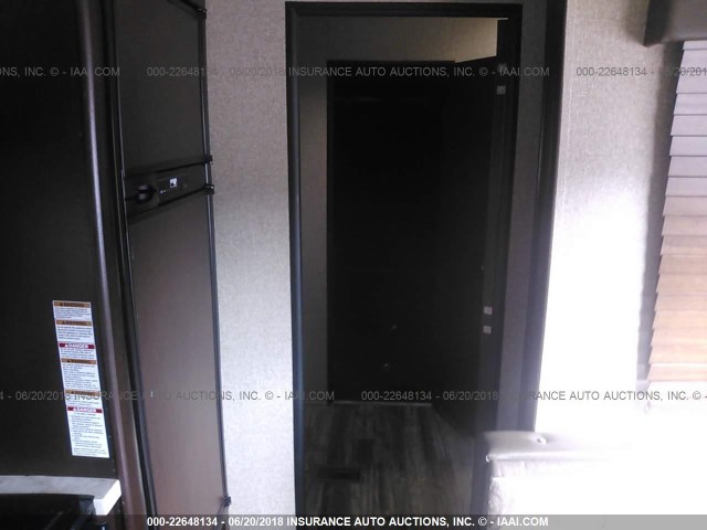 4X4TCTA25HY208792 - 2017 CHEROKEE OTHER  GRAY photo 8