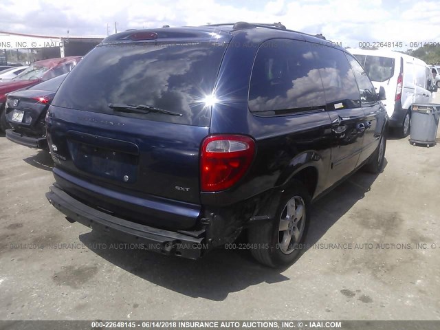 2D4GP44LX6R603318 - 2006 DODGE GRAND CARAVAN SXT BLUE photo 4