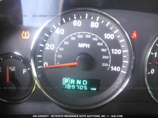 1J8HH48K26C174337 - 2006 JEEP COMMANDER Qəhvəyi foto 7