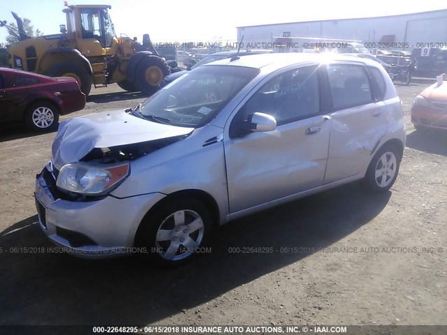 KL1TD66E79B344473 - 2009 CHEVROLET AVEO LS/LT 银色 照片 2