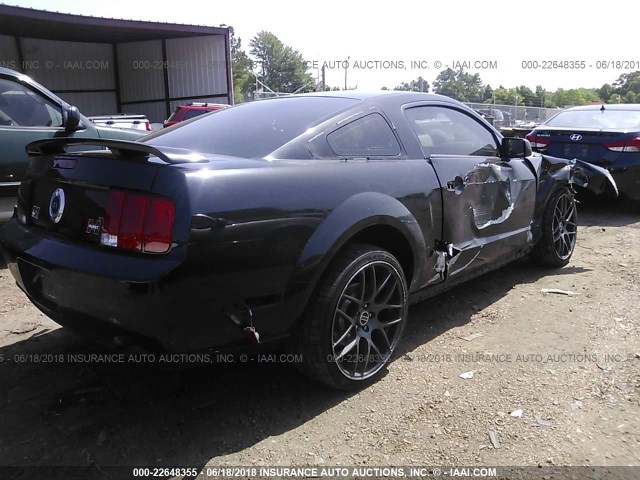 1ZVHT82H765214391 - 2006 FORD MUSTANG GT BLACK photo 4