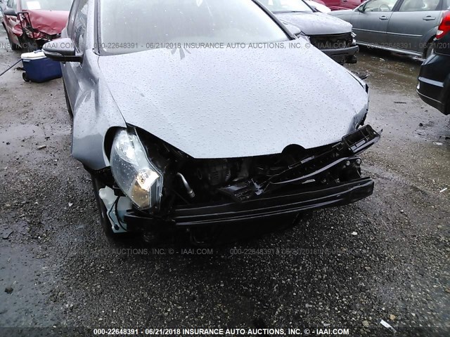 WVWDB7AJ6CW218618 - 2012 VOLKSWAGEN GOLF GRAY photo 6