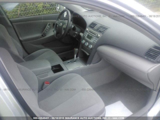 4T1BE46K47U192161 - 2007 TOYOTA CAMRY NEW GENERAT CE/LE/XLE/SE SILVER photo 5