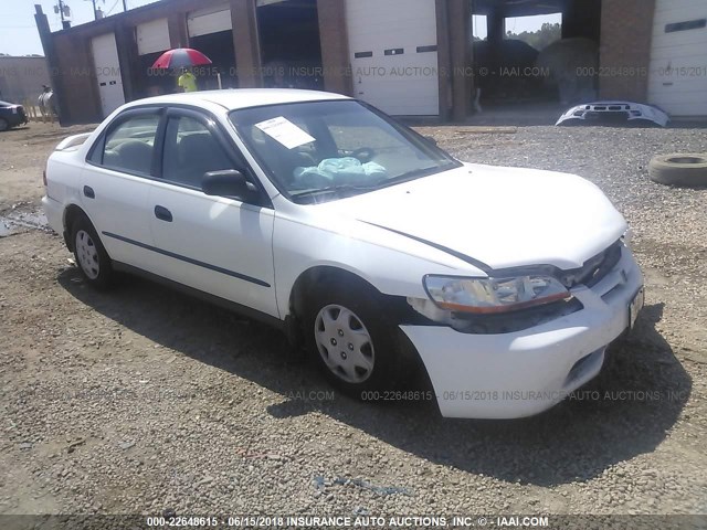 1HGCF854XWA054142 - 1998 HONDA ACCORD DX WHITE photo 1