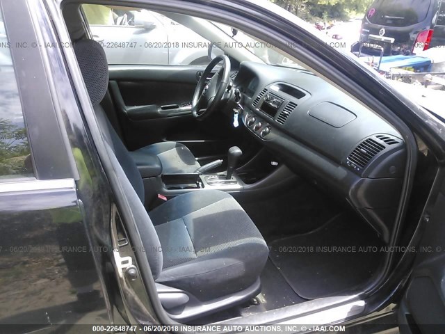 4T1BE32K53U201945 - 2003 TOYOTA CAMRY LE/XLE/SE Qara foto 5