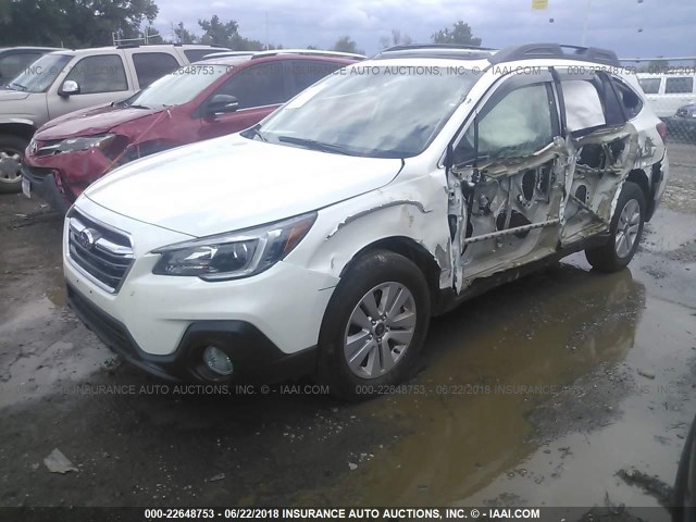 4S4BSAHC4J3353540 - 2018 SUBARU OUTBACK 2.5I PREMIUM WHITE photo 2