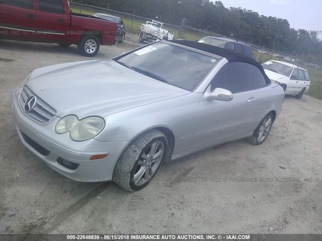 WDBTK56H66F188920 - 2006 MERCEDES-BENZ CLK 350 SILVER photo 2