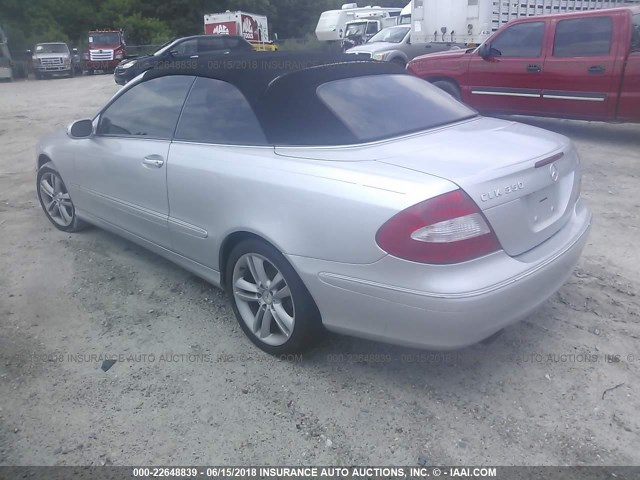 WDBTK56H66F188920 - 2006 MERCEDES-BENZ CLK 350 SILVER photo 3