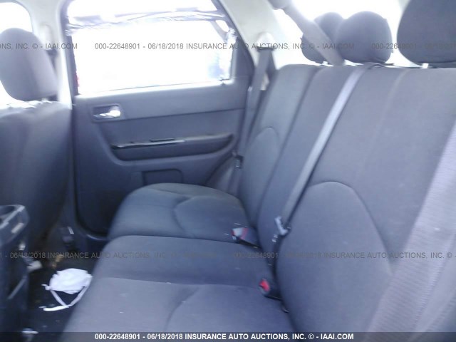 4F2CZ02Z98KM27904 - 2008 MAZDA TRIBUTE I SILVER photo 8