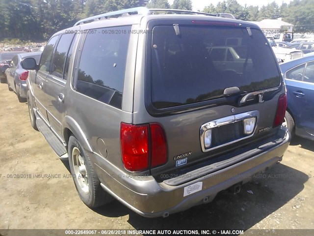 5LMFU28R21LJ09601 - 2001 LINCOLN NAVIGATOR GRAY photo 3