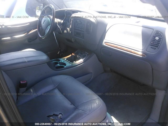 5LMFU28R21LJ09601 - 2001 LINCOLN NAVIGATOR GRAY photo 5