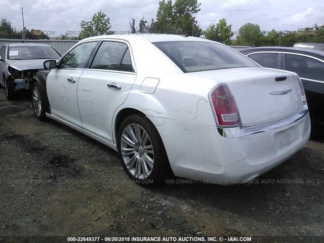 2C3CCACG1CH175588 - 2012 CHRYSLER 300 LIMITED WHITE photo 3