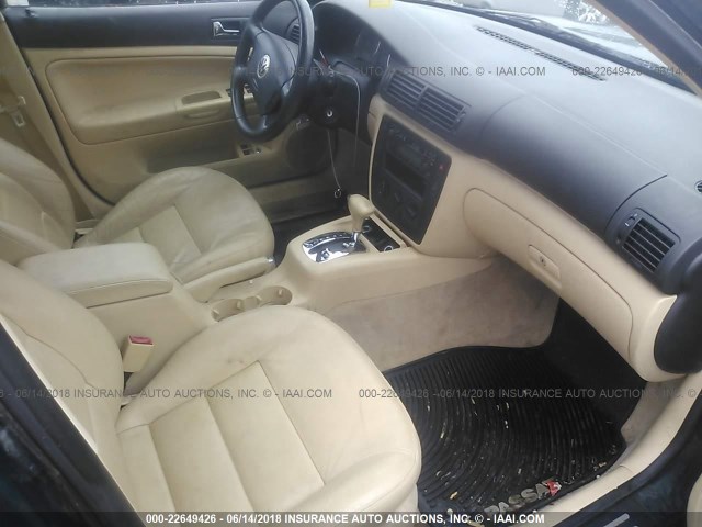 WVWPD63B82P061822 - 2002 VOLKSWAGEN PASSAT GLS GREEN photo 5