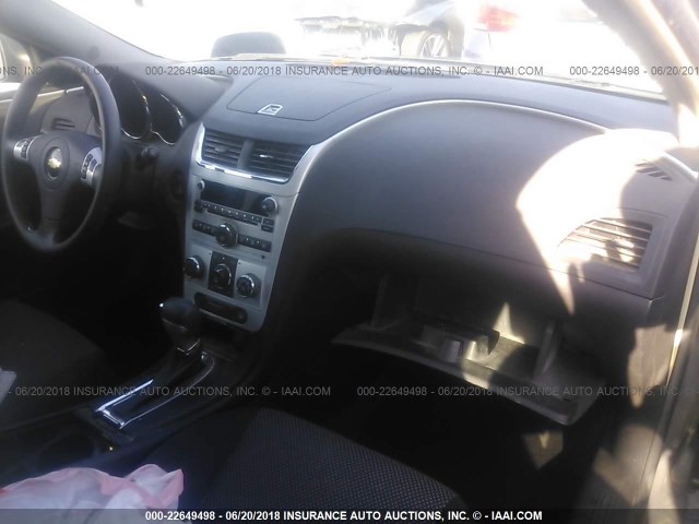 1G1ZH57B09F191796 - 2009 CHEVROLET MALIBU 1LT 灰色 照片 5