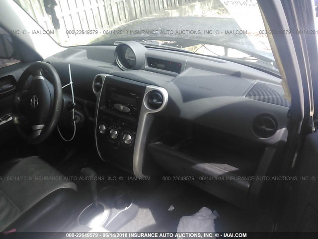 JTLKT324164031121 - 2006 TOYOTA SCION XB შავი ფოტო 5