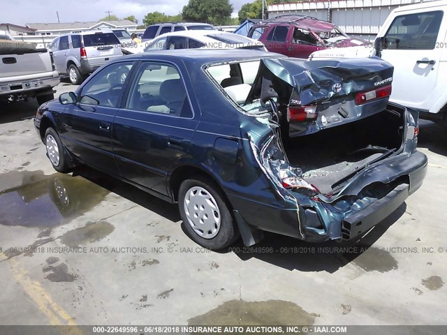 JT2BG22K4W0167235 - 1998 TOYOTA CAMRY CE/LE/XLE GREEN photo 3