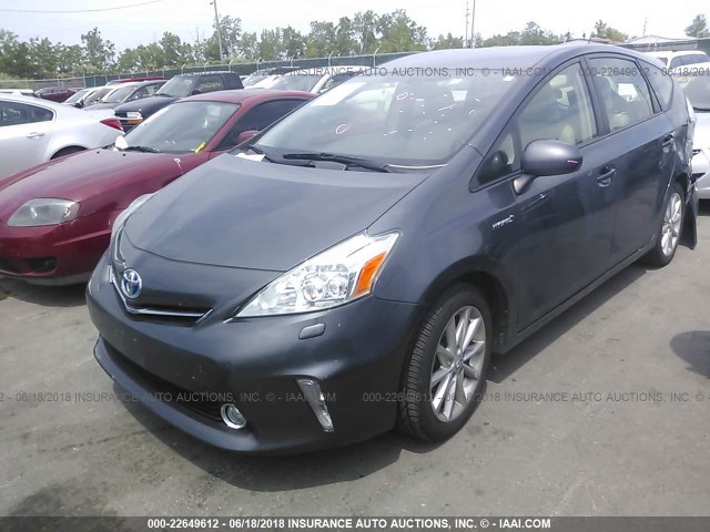 JTDZN3EUXE3320566 - 2014 TOYOTA PRIUS V GRAY photo 2