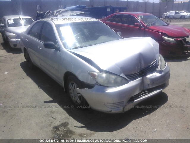 4T1BE32K26U125329 - 2006 TOYOTA CAMRY LE/XLE/SE ვერცხლისფერი ფოტო 1