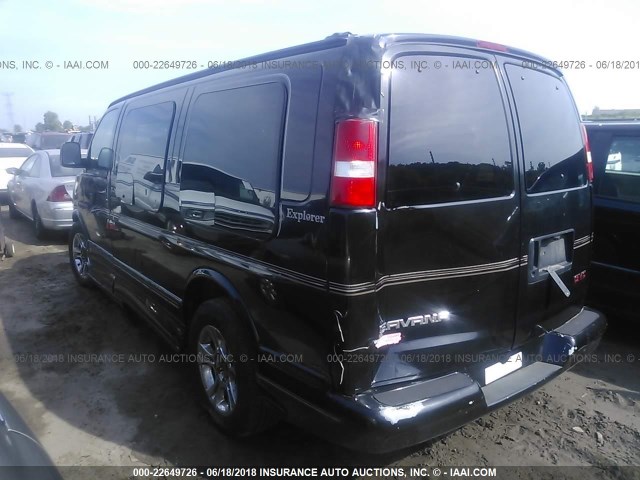 1GDFG15T531122751 - 2003 GMC SAVANA RV G1500 BLACK photo 3