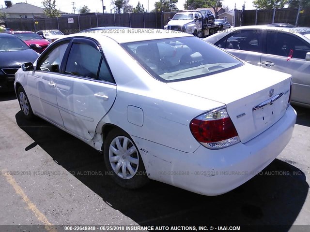 4T1BE30K65U398243 - 2005 TOYOTA CAMRY LE/XLE/SE 白色 照片 3