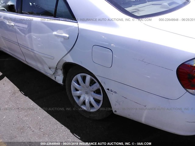 4T1BE30K65U398243 - 2005 TOYOTA CAMRY LE/XLE/SE 白色 照片 6