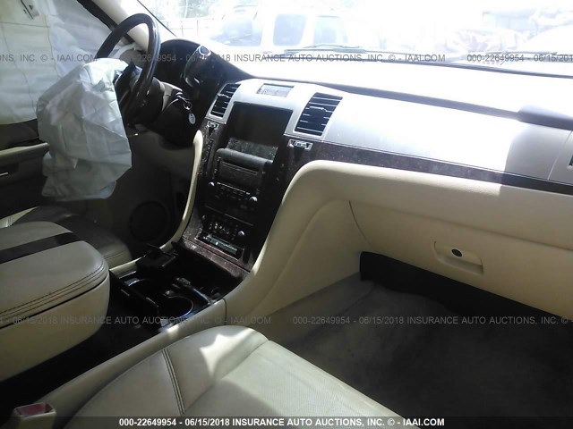 1GYFK63837R152086 - 2007 CADILLAC ESCALADE LUXURY შავი ფოტო 5