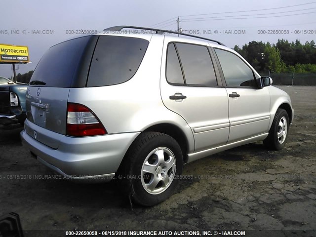 4JGAB54E62A322653 - 2002 MERCEDES-BENZ ML 320 SILVER photo 4