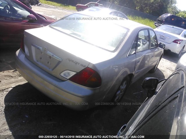 4T1BF28B62U256580 - 2002 TOYOTA AVALON XL/XLS GOLD photo 4