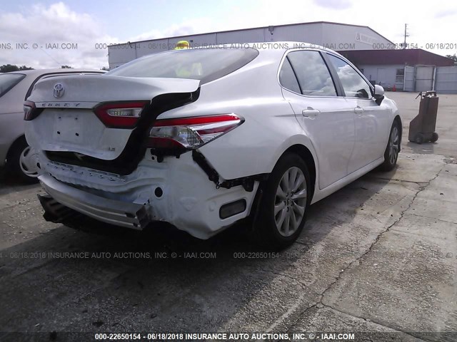 4T1B11HK1JU086281 - 2018 TOYOTA CAMRY L/LE/XLE/SE/XSE WHITE photo 6