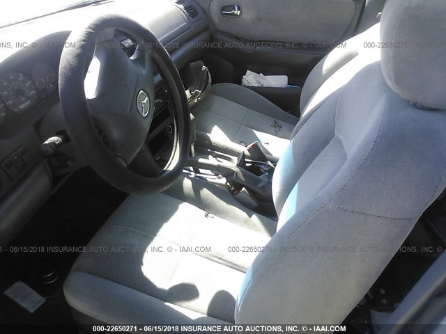 1YVGF22C125281533 - 2002 MAZDA 626 LX SILVER photo 5