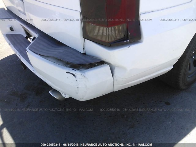 1GYEK63N12R115872 - 2002 CADILLAC ESCALADE LUXURY WHITE photo 6