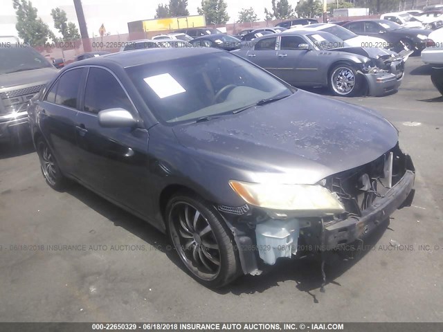 JTNBK46K573000339 - 2007 TOYOTA CAMRY NEW GENERAT LE/XLE/SE GRAY photo 1