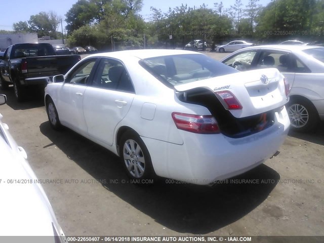 JTNBK46K373022999 - 2007 TOYOTA CAMRY NEW GENERAT LE/XLE/SE WHITE photo 3