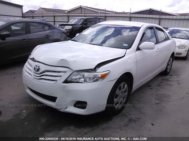 4T4BF3EK8BR160465 - 2011 TOYOTA CAMRY SE/LE/XLE 白色 照片 2