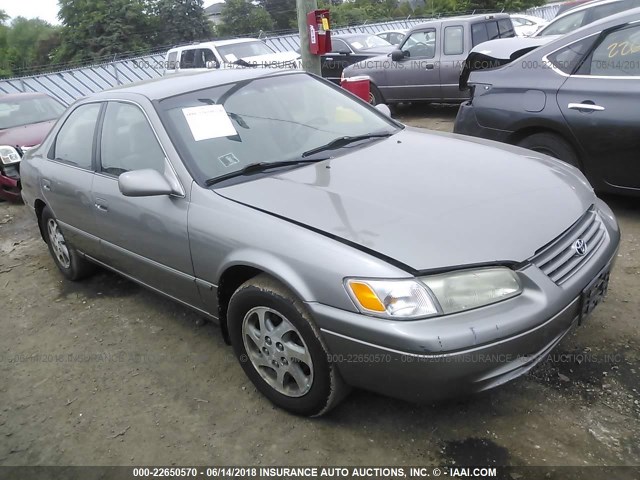 4T1BF22K2XU078618 - 1999 TOYOTA CAMRY LE/XLE BROWN photo 1