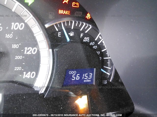 4T1BF1FK4EU832037 - 2014 TOYOTA CAMRY L/SE/LE/XLE ნაცრისფერი ფოტო 7