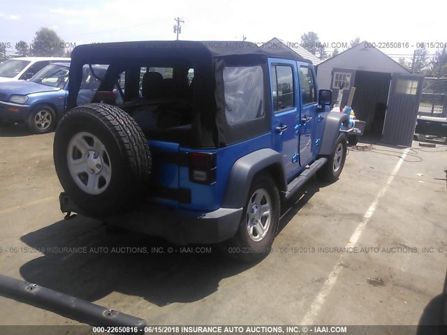 1C4BJWDG4GL130968 - 2016 JEEP WRANGLER UNLIMITE SPORT BLUE photo 4