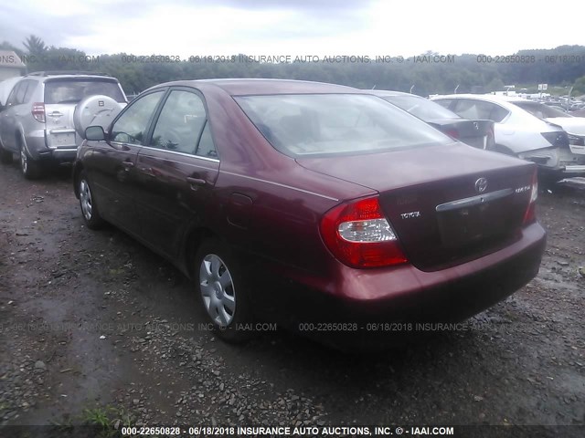 4T1BE32K92U637468 - 2002 TOYOTA CAMRY LE/XLE/SE RED photo 3