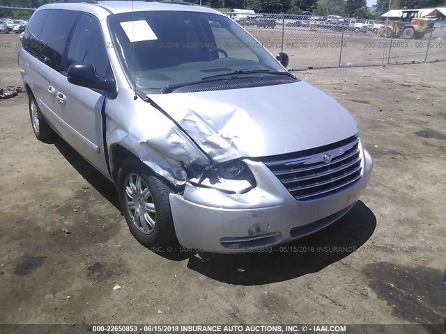 2A4GP54L96R635609 - 2006 CHRYSLER TOWN & COUNTRY TOURING SILVER photo 6