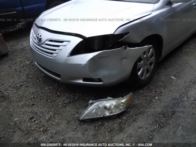 JTNBE46K373076570 - 2007 TOYOTA CAMRY NEW GENERAT CE/LE/XLE/SE SILVER photo 6