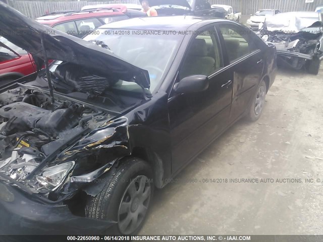 4T1BE32K24U358141 - 2004 TOYOTA CAMRY LE/XLE/SE 黑色 照片 2