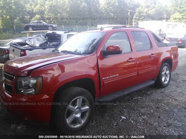 3GNTKFE39BG194871 - 2011 CHEVROLET AVALANCHE LT ORANGE photo 2