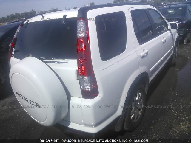 JHLRD78945C014452 - 2005 HONDA CR-V SE/EX WHITE photo 4