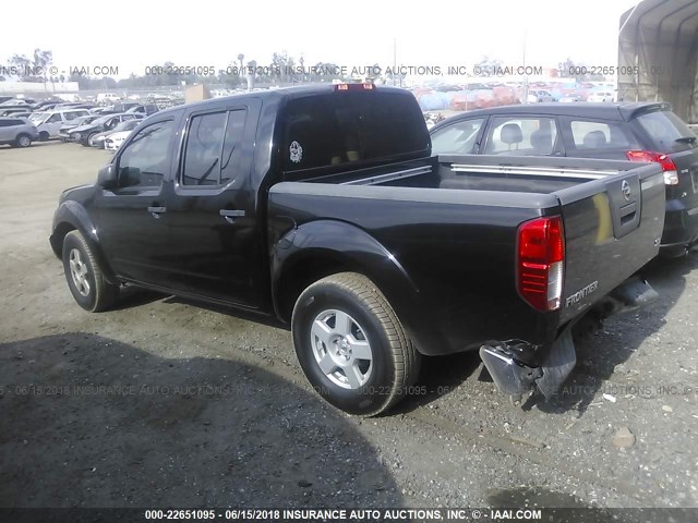 1N6AD07U26C404973 - 2006 NISSAN FRONTIER CREW CAB LE/SE/OFF ROAD BLACK photo 3