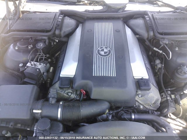 WBADR63412GN91990 - 2002 BMW 540 IT AUTOMATIC შავი ფოტო 10