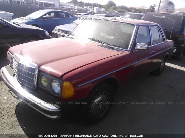 WDBAB33A5CB000734 - 1982 MERCEDES-BENZ 300 DT RED photo 2