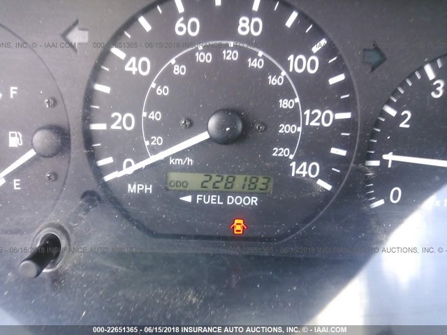 JT2BG22K9Y0462625 - 2000 TOYOTA CAMRY CE/LE/XLE 银色 照片 7