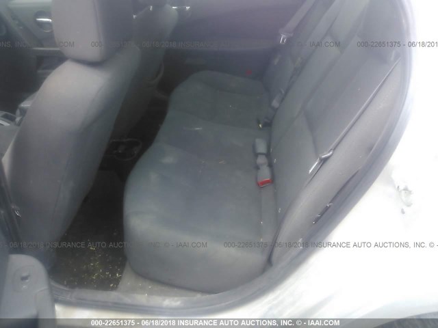 2G2WP522551251629 - 2005 PONTIAC GRAND PRIX SILVER photo 8